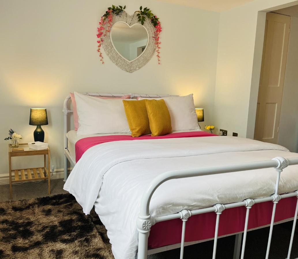 Beautiful Beachfront Retreat With A Stunning Sea View For The Ultimate Escape Away From The Busy World Below Herne Bay Εξωτερικό φωτογραφία